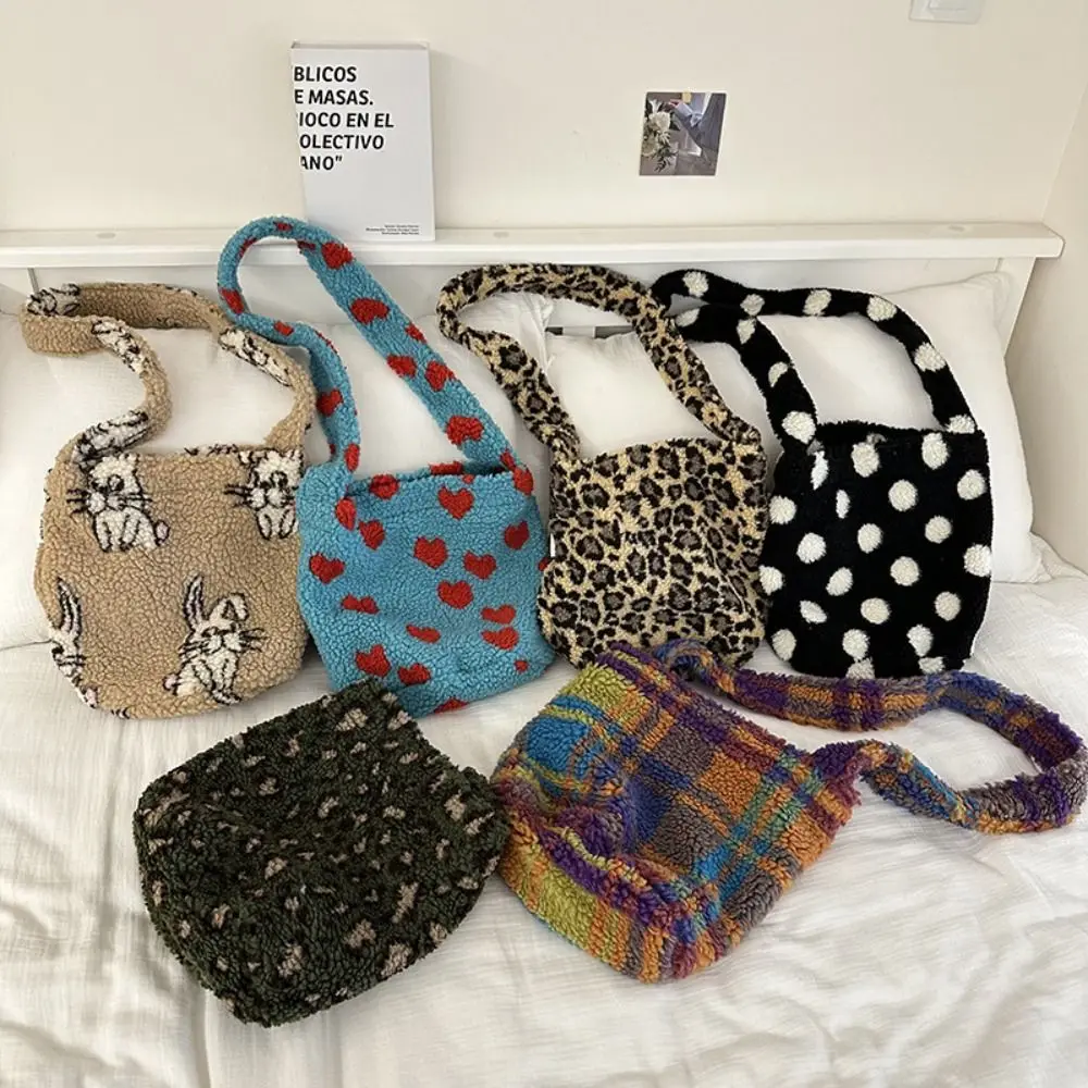 

Зимняя сумка-ведро из овечьей шерсти, плюшевая мягкая теплая сумка на плечо, дорожная сумка для телефона, сумка через плечо с леопардовым принтом