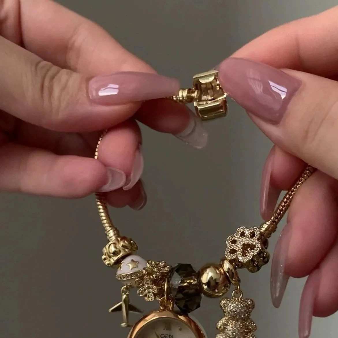 Плоский медвежонок, роскошный режим, роскошные женские кварцевые вешалки, Винтажные Украшения