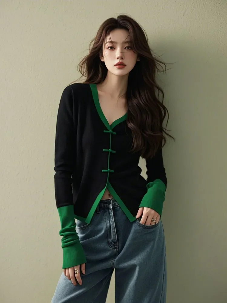 New Vintage  Harajuku Black Green Contrasting Stand Up Collar Long Sleeved Shirt Women Tshirt Design Sense Slim Split Tops Trend