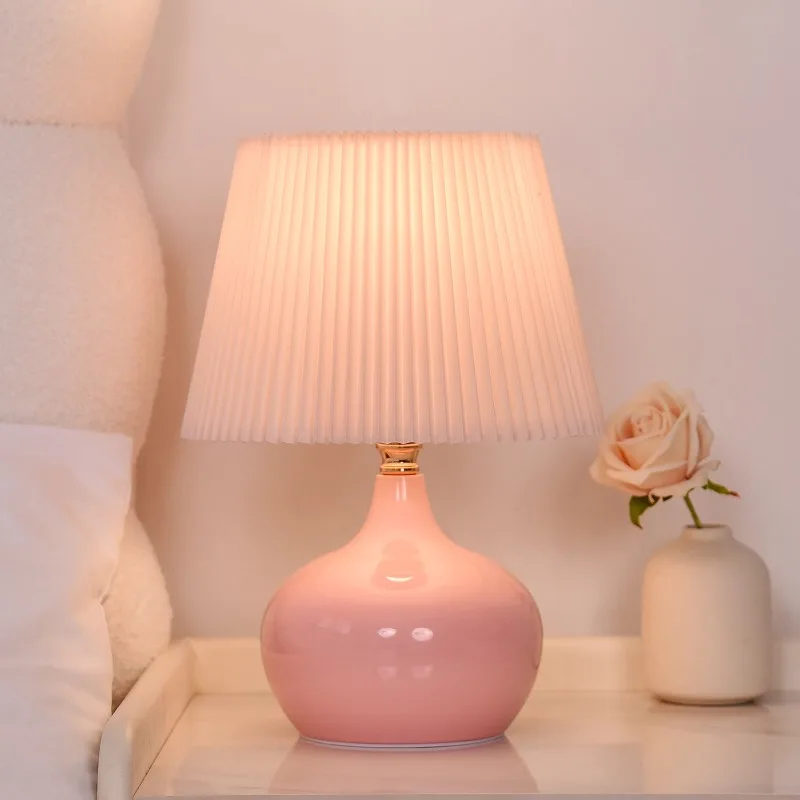 

Cream pleated table bedroom bedside girl room powder light luxury high sense 2025 new wedding Changming night lamp