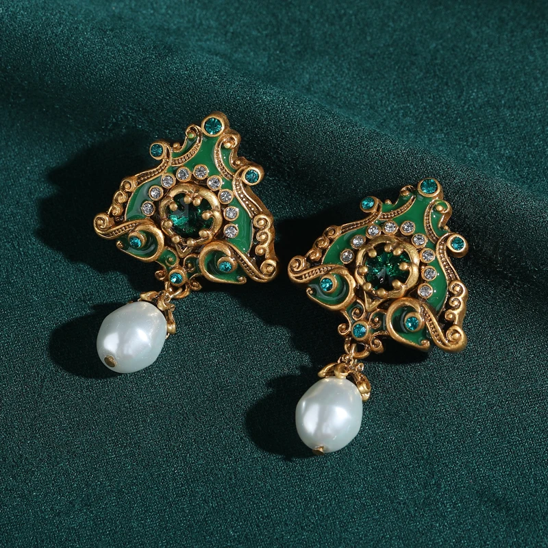 

Vintage Green Christmas Tree Pearl Drop Earrings Rinestone Antique Accessories Luxury Women 2026 New High Quality Party Jewelry