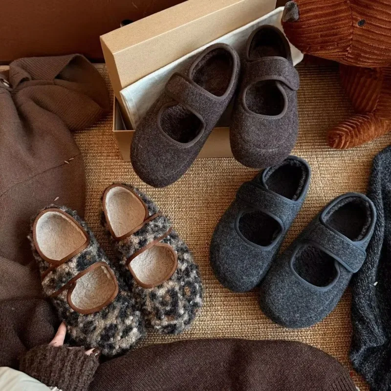 Grey Woolen Platform Shallow Mouth Mary Jane Shoes Women's 2025 Winter New Velvet Thermal Woolen Cotton Shoes