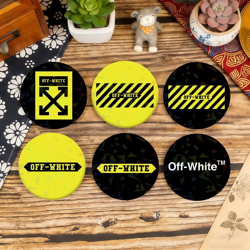 Fashion O-Off W-white Badges Soft Button Pin Bright Printed Icon Gift For Friends Badge Collar Brooch Lapel Pin Metal