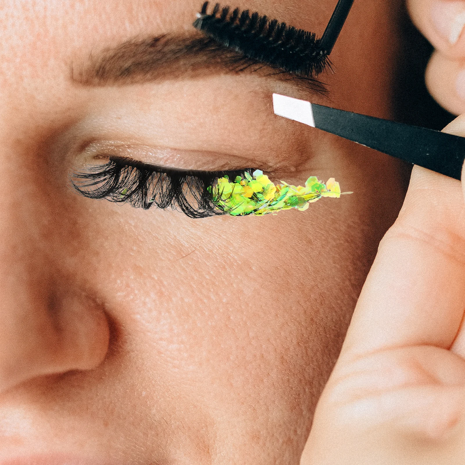 

2Pcs Luminous Colored False Eyelashes Natural Look Lightweight Reusable Lash Clusters for Cosplay Makeup Lash Extension