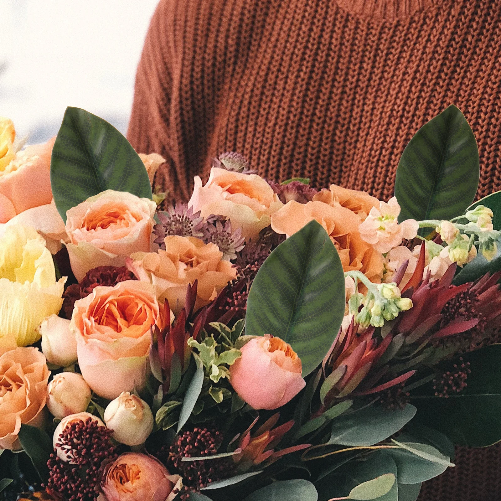 

30Pcs Artificial Magnolia Leaves Decorative Fake Leaves for Floral Arrangement Home Party Leaf Decor Fake Leaf