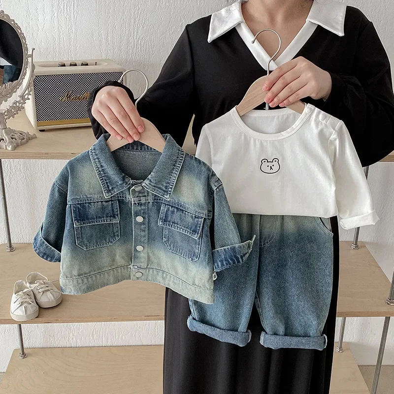 

Джинсовый костюм для мальчиков, новинка весны, детская куртка в иностранном стиле для мальчиков, брюки, модный весенний костюм из двух предметов для мальчиков, модный