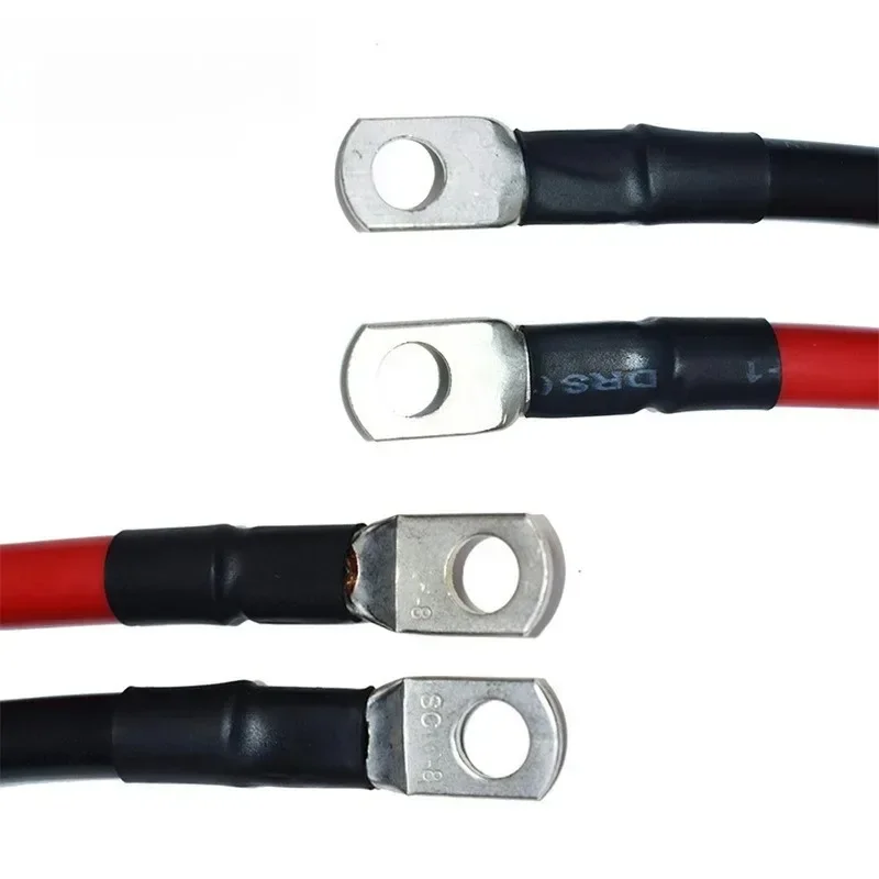 Nowy zestaw kabli 6AWG 50cm z izolacją PVC, z rdzeniem z czerwonej miedzi, ocynkowanymi końcówkami i złączkami, do połączenia akumulatora z falownikiem.