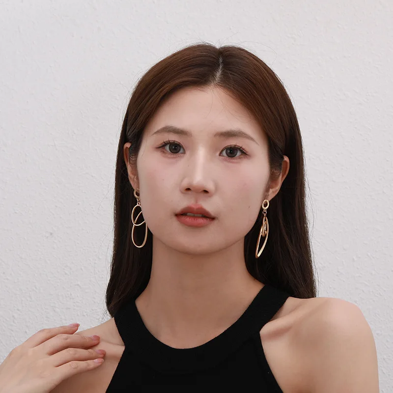 DIY accessories exclusive irregular lines geometric alloy earrings trendy fashion versatile earrings European and American w