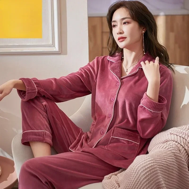 2023 New Coral Fleece Pajamas Women Autumn Winter Outwear Extra Large Loose Thin Upscale Island Fleece Fashion Casual Home Fur