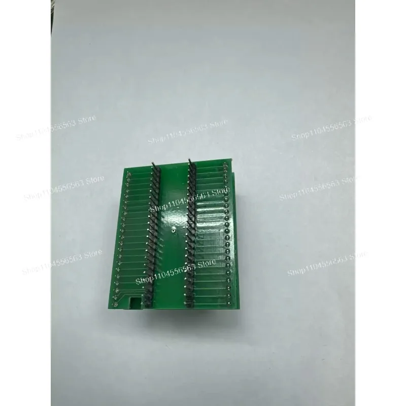 DIL44/PLCC44 ZIF Burner Adapter, Universal Chip Adapter for Electronic Testing and Programming Applications