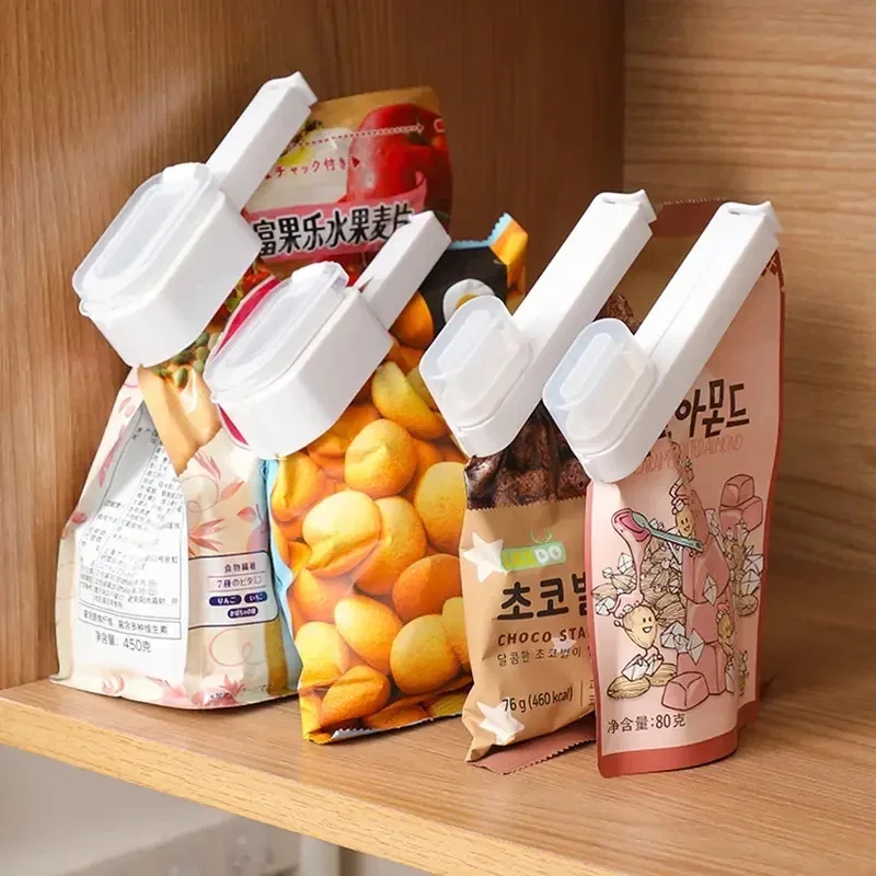 5pcs Portable Kitchen Storage Food and Snack Bag Holder Sealing Machine Holder Plastic Tool Holder Kitchen Accessory  Bag Holder