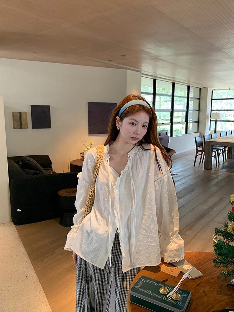 

Lace Patchwork Wood Grain Ruffle Shirt Women's Spring Summer Sun Protection Top Layered Inner Wear Base Shirt Autumn Winter