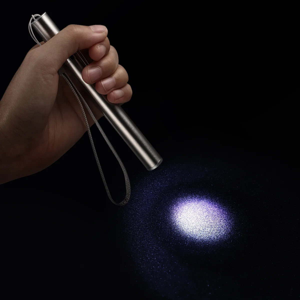 

1Pcs LED Nurse USB Rechargeable Pen Flashlight Lightweight Stainless Steel Compact Medical Pen Light for Doctors