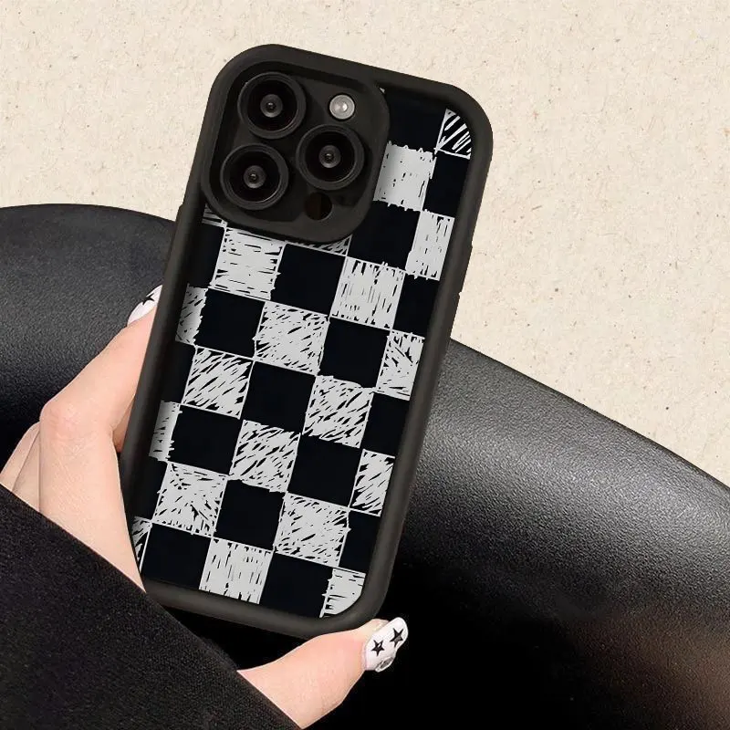 เคสโทรศัพท์มือถือลายตารางหมากรุก เหมาะสำหรับ iPhone 17 16 15 14 13 12 11Pro/ Max /Plus ป้องกันการตกกระแทกและกันแรงสั่นสะเทือน