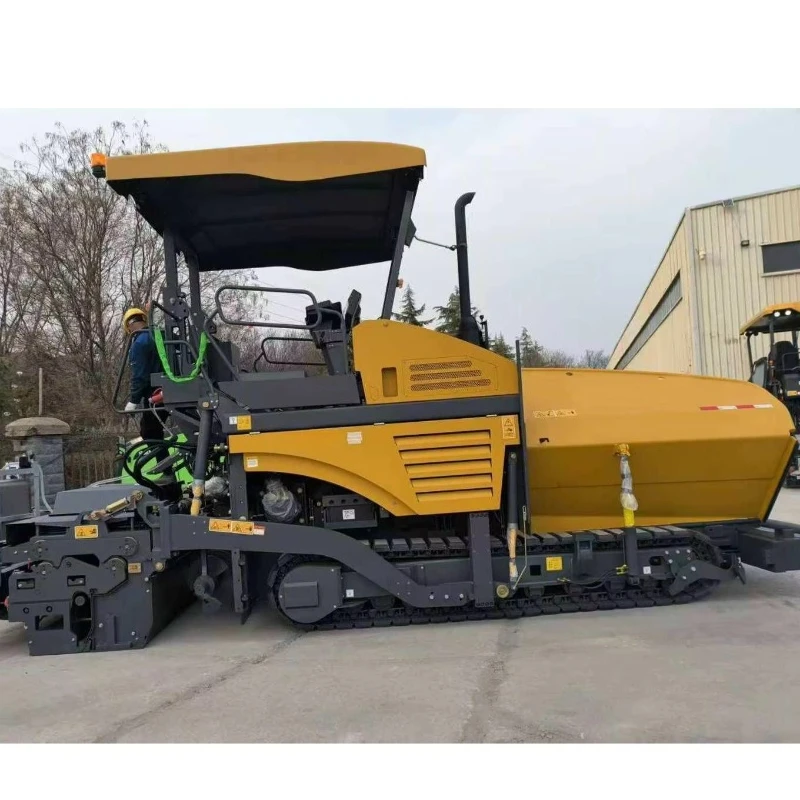 Heavy Duty Asphalt Paver RP803 With 300mm Max Laying Thickness 140kW Engine for Base Course and Heavy Pavement Construction