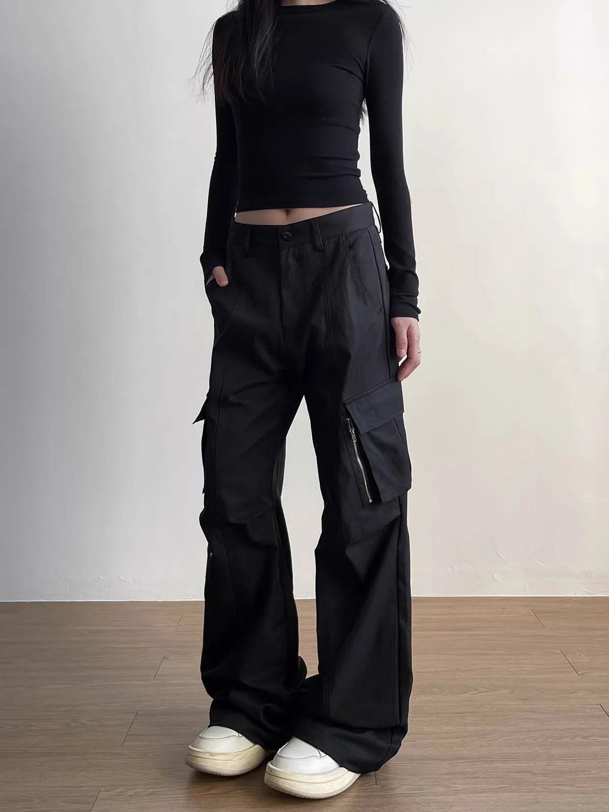 

Американские ретро-брюки с плиссировкой и множеством карманов, свободные прямые повседневные функциональные мужские модные летние брюки из полиэфирного волокна