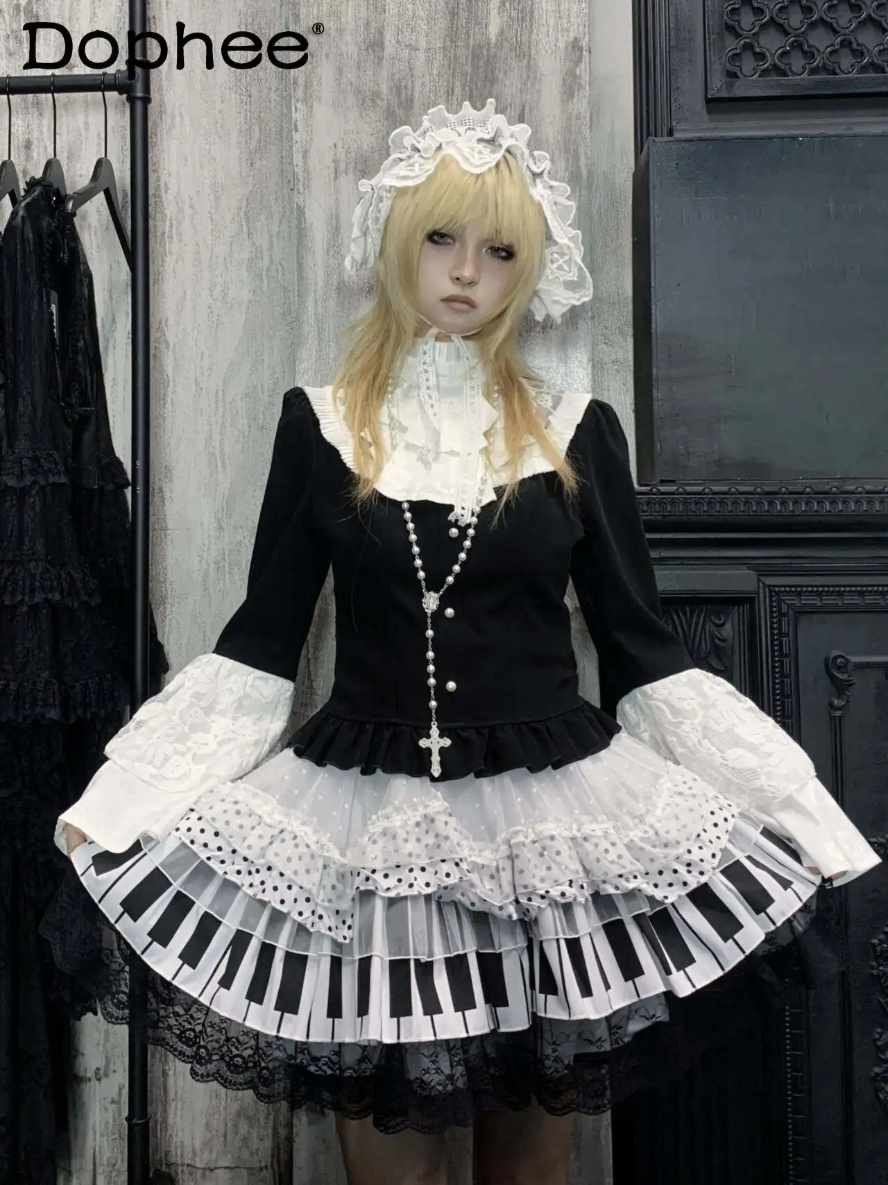 

Новая юбка в готическом стиле Dark Lolita 2026 года: кружевная, пышная, черно-белая, милая, универсальная, в стиле кукольного образа