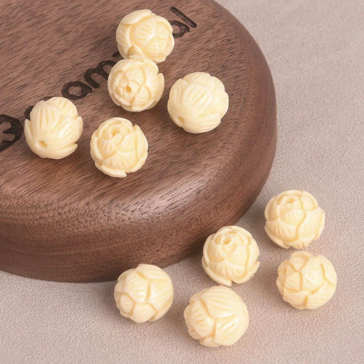 

10pcs Round 12mm Cream Beige Flower Bud Shape Artificial Coral Loose Beads For Jewelry Making DIY Crafts Findings