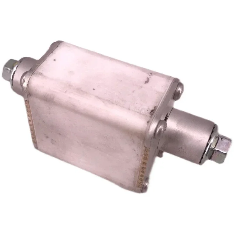 

BYD/BYD FN08H315 Fuse 800V/315A Fuse IR800, 100KA