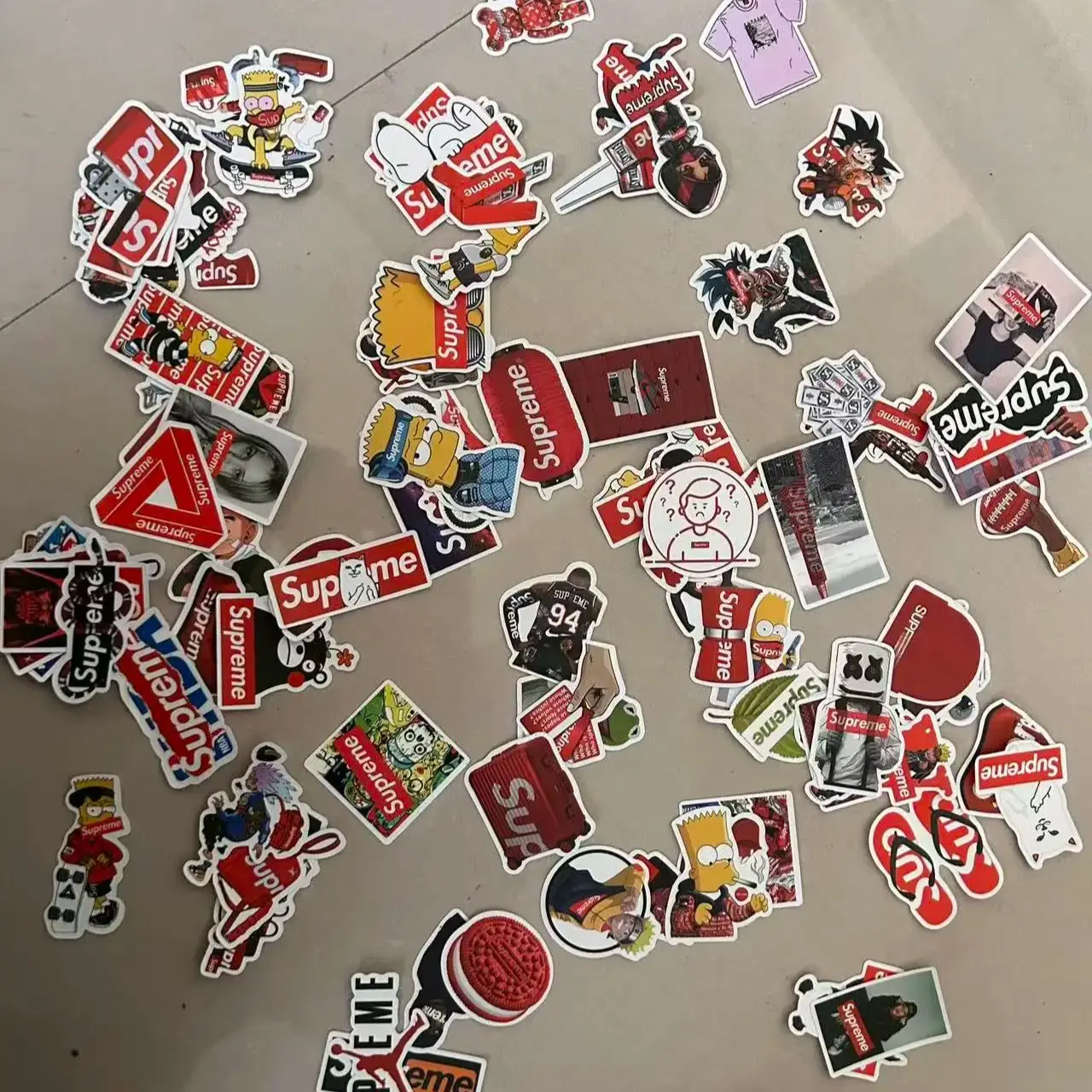 100 stuks ondubbele rode trendy SUP-sticker voor mobiele telefoons en skateboards - afbeelding 2