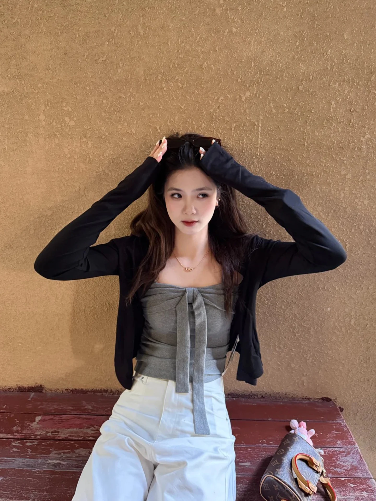 

Bla Knitted Open Cardigan with Bow Design Tank Top Two-Piece Set Fem Pilot Lazy Sle Faionable Spring Outfit for Women