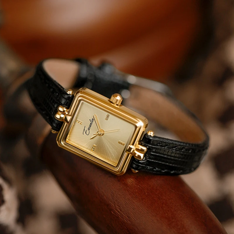 Exquisite Fashionable Retro Niche Design Square Rectangular Gold Dial Quartz Women'S Watch Casual Waterproof Fashion Watch Gift