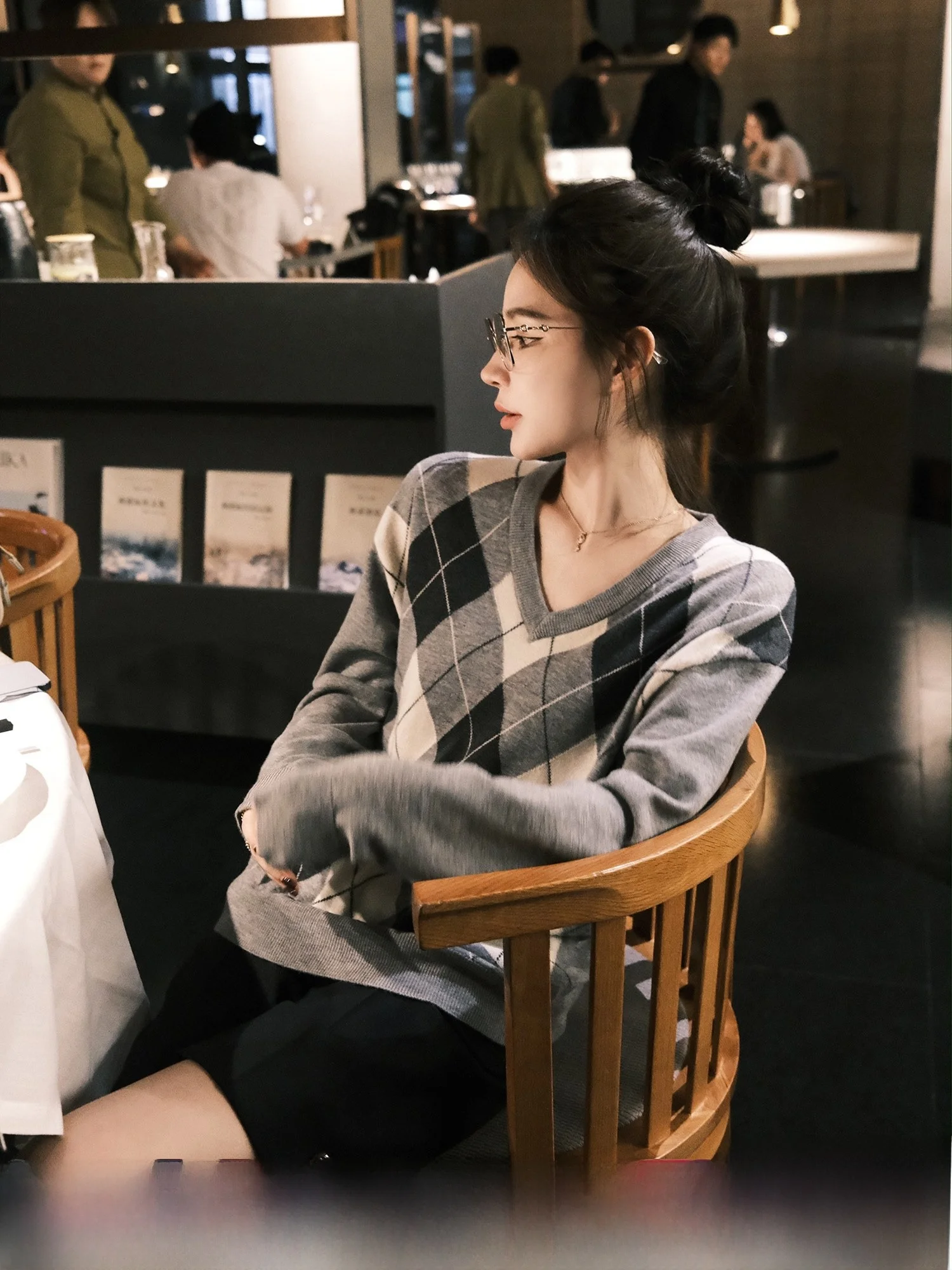 

Year End Button Miu System 00 Merino Wool Loom Knitted Diamond Pattern College Sle Women's Knitted Sweater V Ne ort Le...