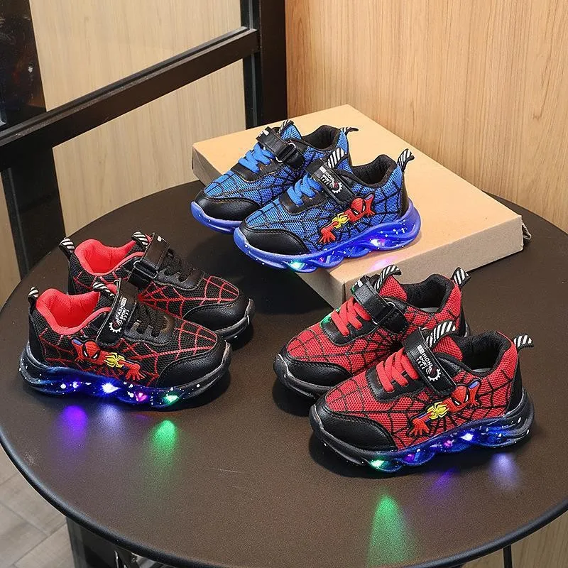 Disney cartoon boys Spider-Man cute Casual shoes con led light soft sports shoes for kids gift taglia EU 21-35