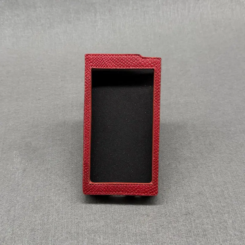 

Чехол из натуральной кожи формата А6 на заказ для акустических исследований AR-M20