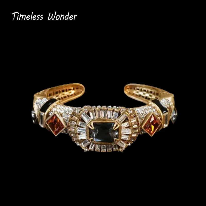 

Timeless Wonder Retro Crystal Zircon Geo Bangle Women Designer Jewelry Runway Luxury Rare Top Vintage 1151