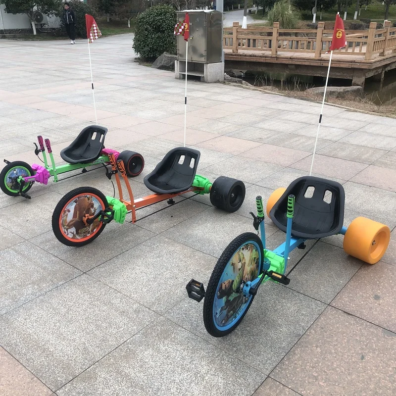 Drift Trike تصميم أنيق ومريح، مقعد قابل للتعديل، إطار فولاذي متين، سهل التشغيل، فرامل كوستر بمصباح LED #4