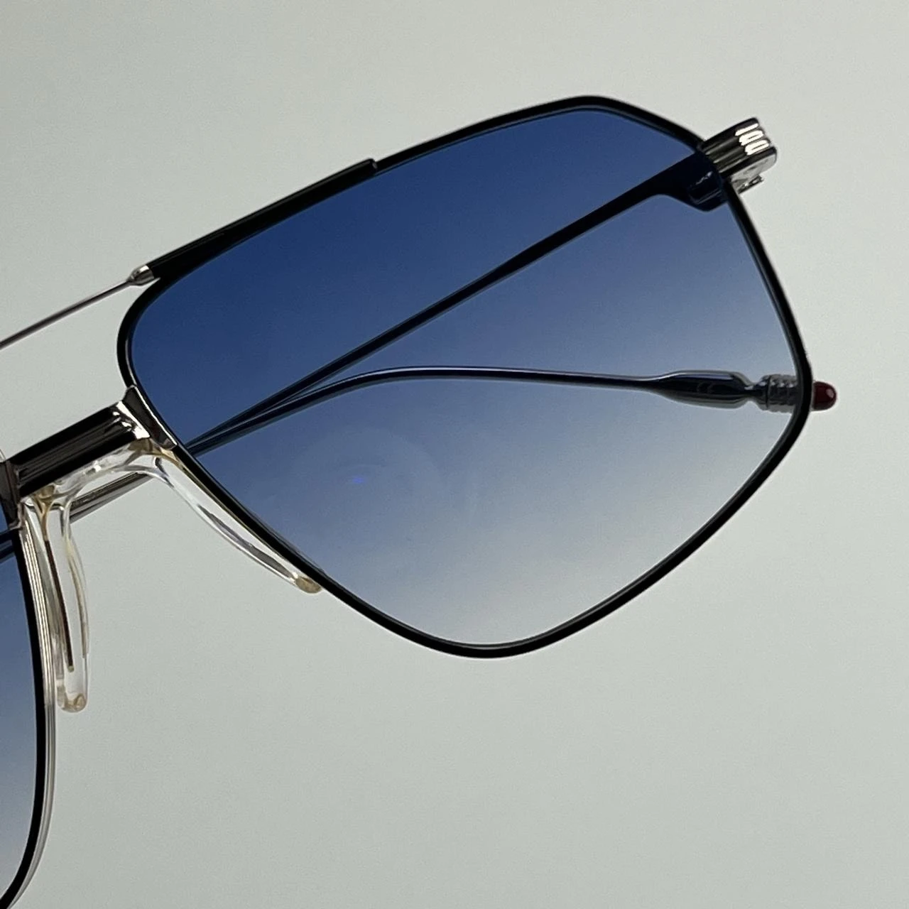 classic-aviator-sunglasses-luxury-metal-geometric-sun-glasses-uv400-high-quality-unisex-fashion-eyewear-with-glasses-case