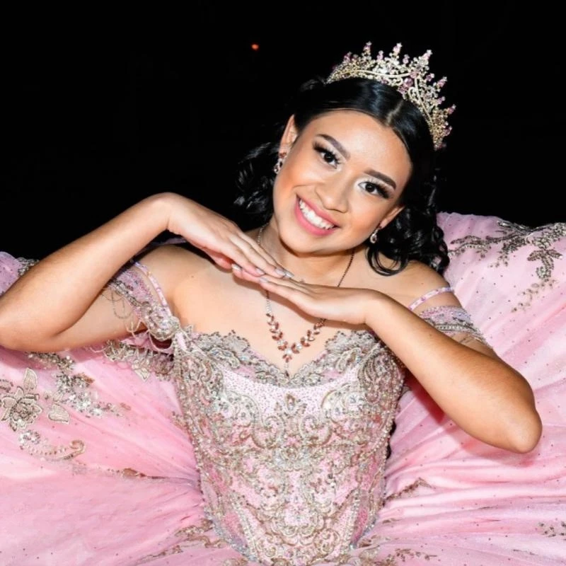 فساتين Quinceanera الوردية اللامعة ثوب الكرة قبالة الكتف الذهب زين الدانتيل الديكور تول حفلة عيد ميلاد الحلو 16 Vestidos De 15