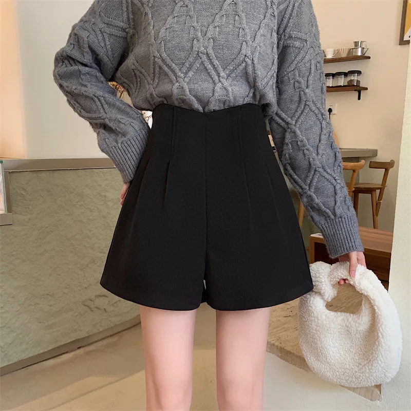 

Plus Size Wide Leg Shorts for Women Autumn Winter2024New Woolen Shorts Matching Boots Black Fashion High WaistaSlim-Fit Casual P