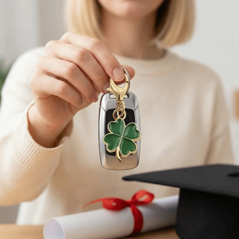Best Wishes Good Luck Lucky Clover Keychain Ornaments Friendship Bag Hanging Cute Four Leaf Clover Pendant Backpack Accessory