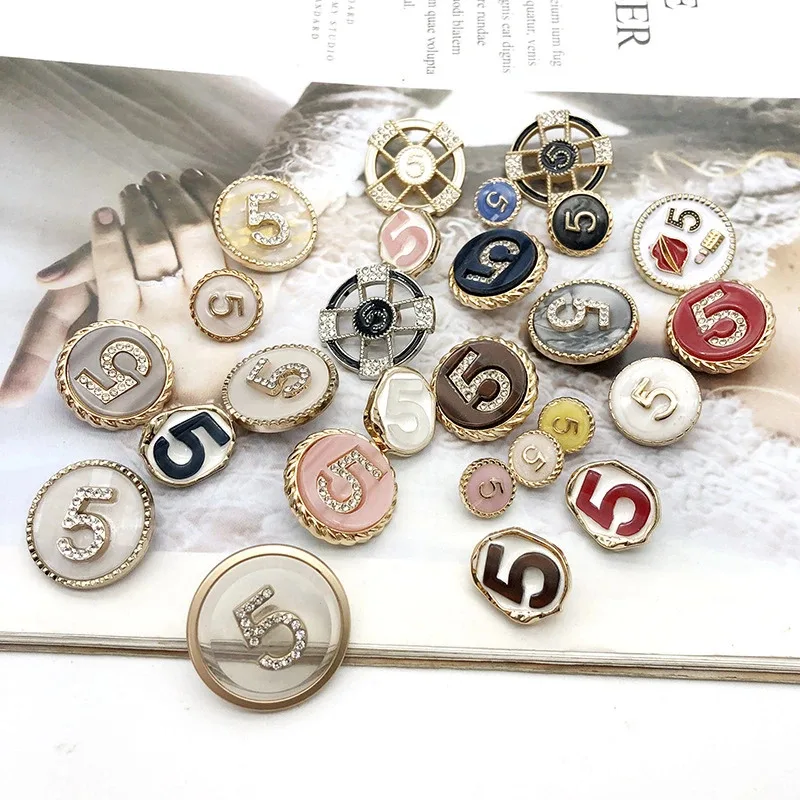 10pcs female five number round Metal Luxury Sewing Button For Clothing Coat Accessory Handmade DIY