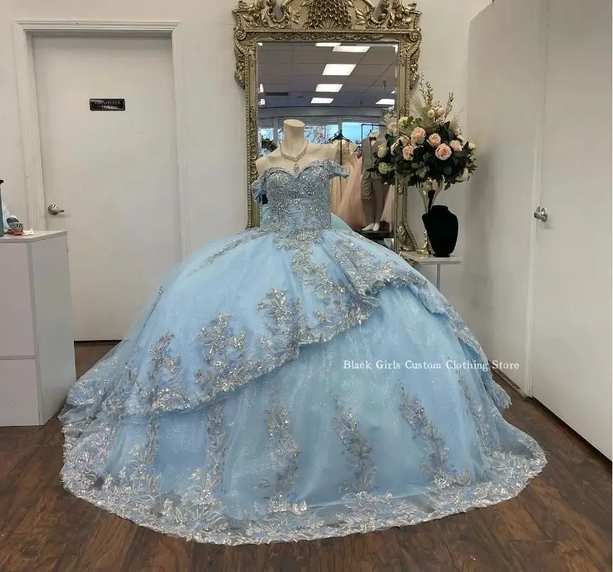 Exquisite Sky Blue Quinceanera Dress 2024 Elegant Strapless Ruffle Poncho Silver Applique Decoration 16 Dress abiti da cerimonia