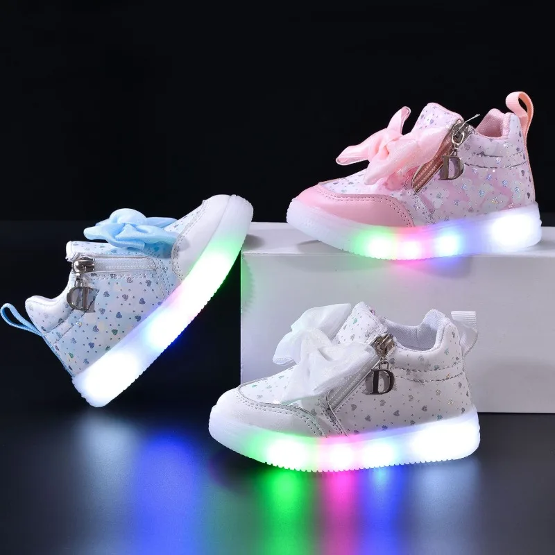 

Spring and Autumn New Girl Princess Comfortable Fashion LED Light Medium and Small Girl Casual Bow Sports Soft Soft Sole Shoes