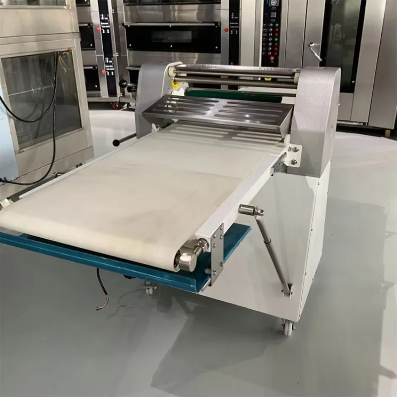 Automatic Dough Pastry Sheeter Roller Reversible Dough Laminator Fondant Cheap Price Bread Croissant Dough Sheeter Machine