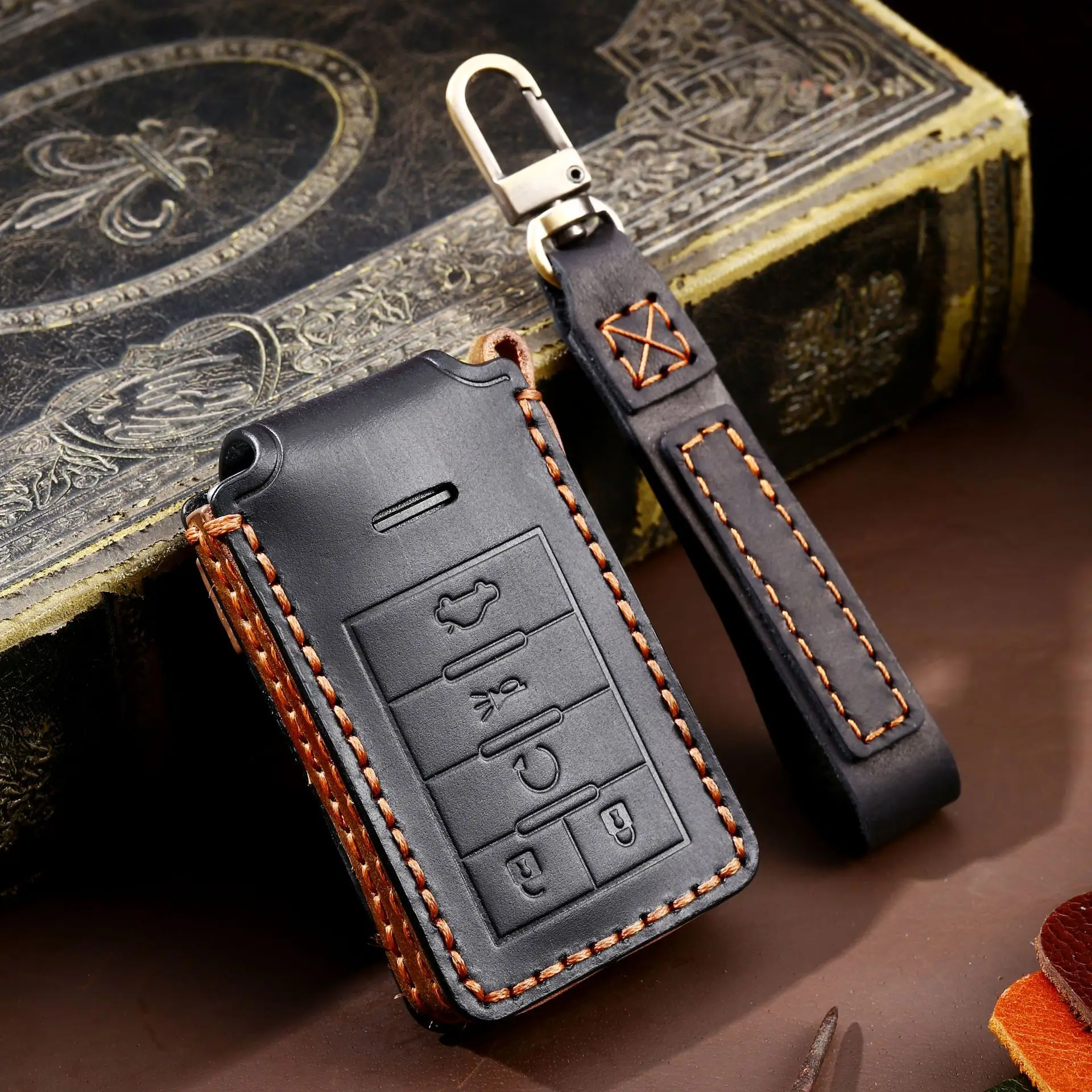 

Leather Car Key Cover Keychain Holder Case Protector for Chevrolet C7 Corvette for Cadillac CTS ATS 28T CTS-V XTS DTS Remote
