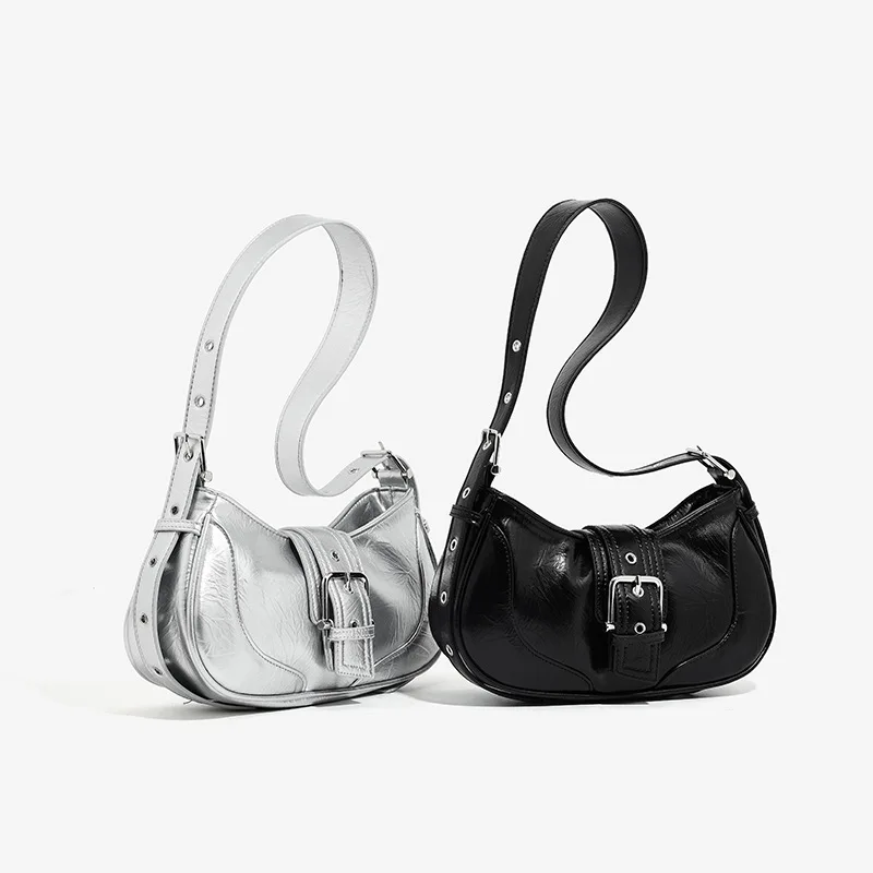 

New Messenger Bag Women's Handbag Spring Summer Vintage Fashion Moon Underarm Bag Rivet Decoration Female Motorcycle Bag C195