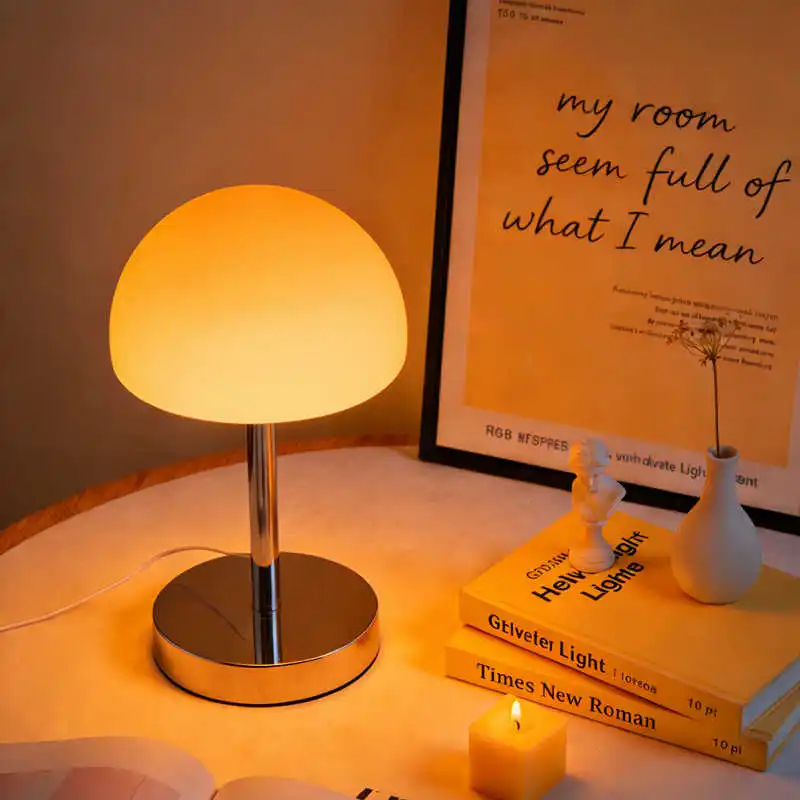 Nordycka Nowoczesna Lampa Stołowa w Stylu Mid-Century, Kremowa, Bauhaus, Luksusowa, Vintage, Grzybek, Szklana, do Sypialni, Salonu, na Stolik Nocny, Dekoracyjna, Tworząca Atmosferę