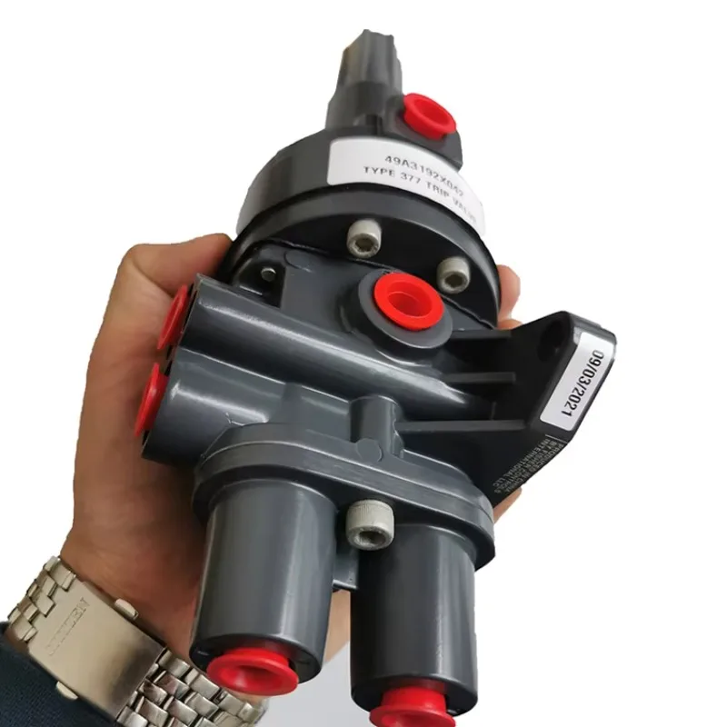صمام رحلة Emerson Fisher Original Type 377 للمعدات الكهربائية القياسية المصنوعة من الألومنيوم والبلاستيك