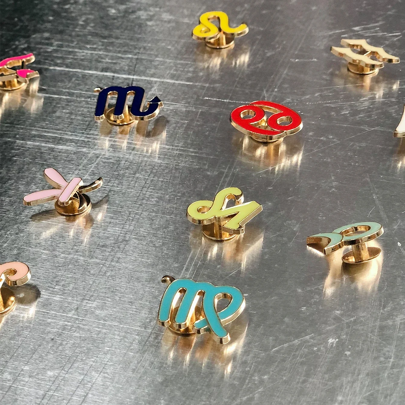 Dijes de constelaciones para zapatos, zuecos de diseñador, accesorios de fiesta de decaración, regalos para niños, mujeres y niñas