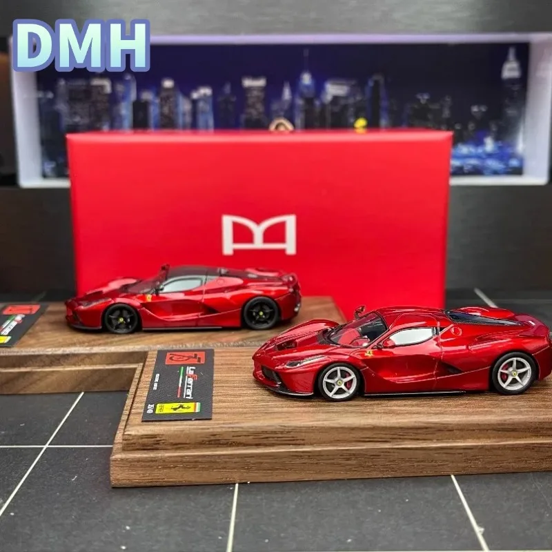 

In stock DMH 1:64 Ferrari LaFerrari Cast Metal Simulation Static Resin Car Model, Boys' Toy Collection Decoration Item.
