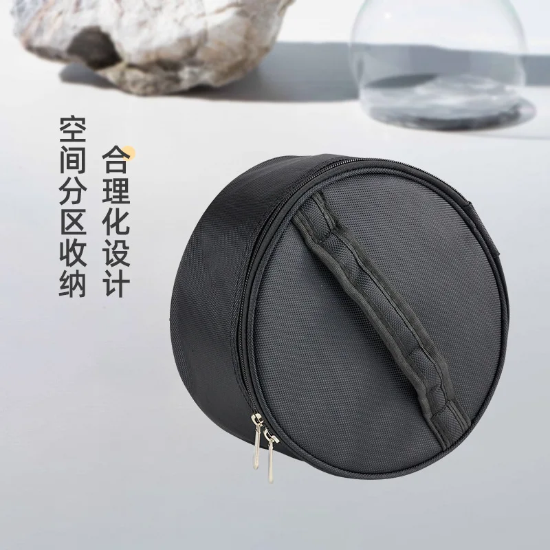 Waterproof cylindrical makeup bag, a stylish and sophisticated option for makeup artists