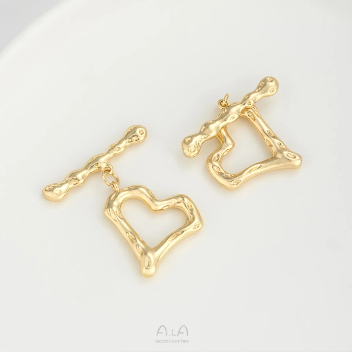 1PCS 14K Gold Plated Lava Texture Big Heart OT Clasp, Stylish Heart Shaped Jewelry Buckle DIY Handmade Necklace Accessories