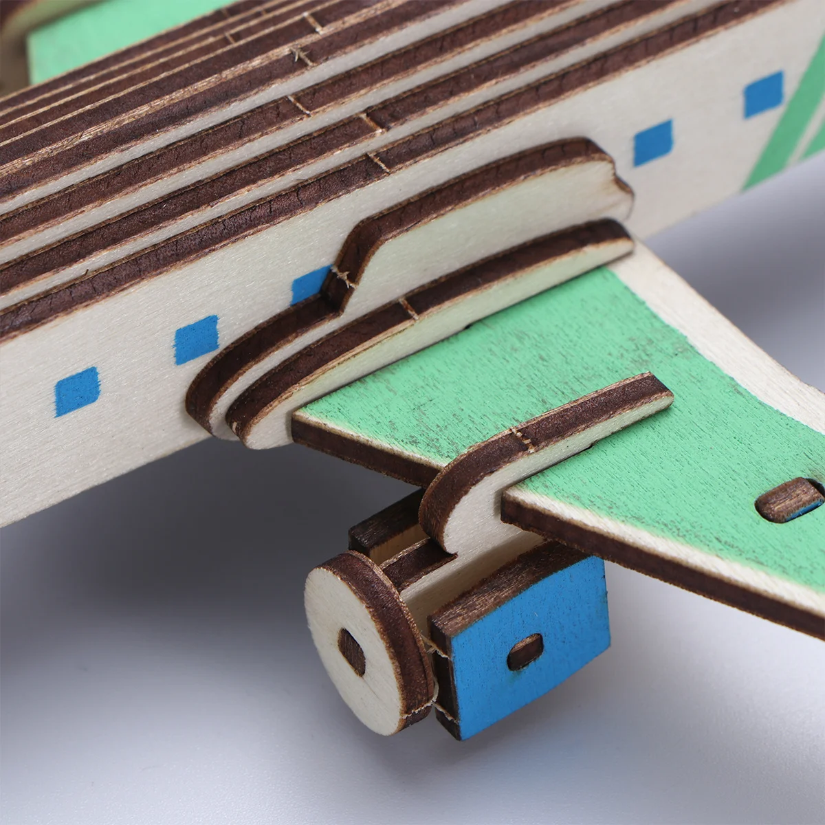 木製 3D 大型カラフルな飛行機組み立てキット高品質滑らかな木材教育用子供向けティーザーゲームギフト飛行機