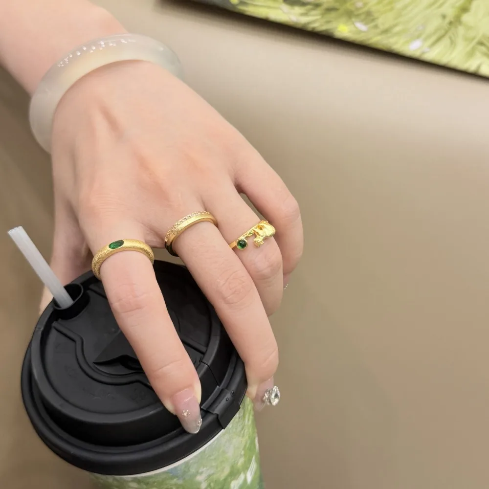 New Fashionable Stackable Single Row Green Zircon Gold Ring with Adjustable Size, High Luxury, Simple Party, Ball Jewelry Gift