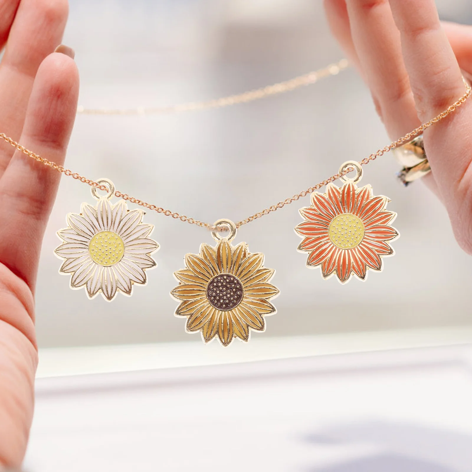 

30Pcs Sunflower Charms Jewelry Pendant DIY Keychain Necklace Bracelet Earrings Making Accessories Crafts Flower Charms